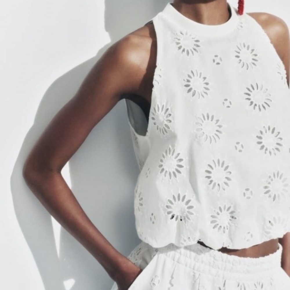 Zara Die-Cut Out White Eyelet Sleeveless Bubble Top Size Large